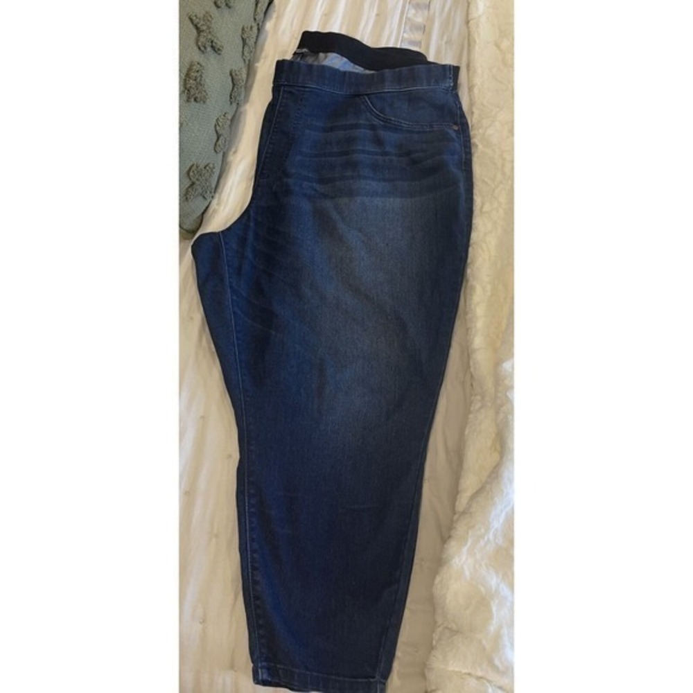 Simply Vera Wang Denim Blue Mid Rise Straight Jeans Cropped Short Sz 24 Plus